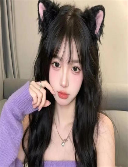 《痴情花》场景布置分析：环境设计与主题呼应探讨