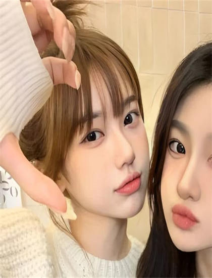 探索街头女斗士的奥秘：隐藏细节与深层意义