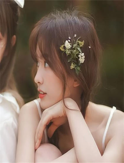 《内衣少女时代》专业观看手册：把握导演风格与创作特点的实用技巧 让你获得心灵启迪